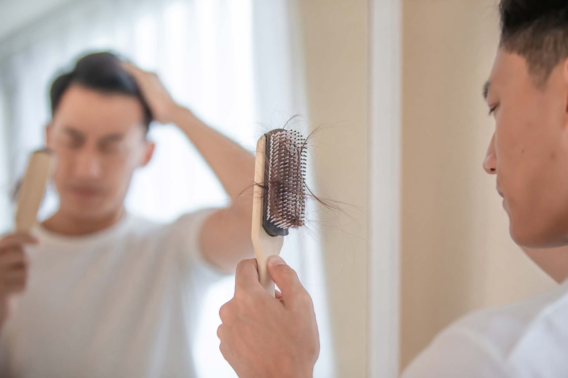 Kenapa Rambut Sering Rontok Cek Gejala Penyebab dan Cara Mengatasinya di Sini